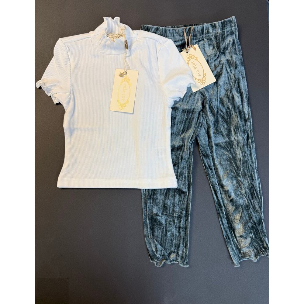 Joyfolie Mia Joy Shana top & Myla leggings in slate Girl’s Size 4